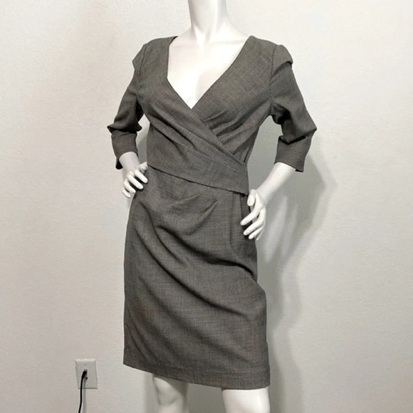 DKNY Black & White V-Neck 3/4 Sleeve Wool Blend Faux Wrap Sheath Dress Size 6 - Picture 1 of 8